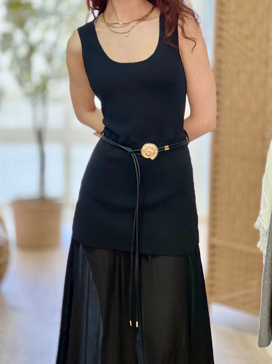 Vestido com sobreposição