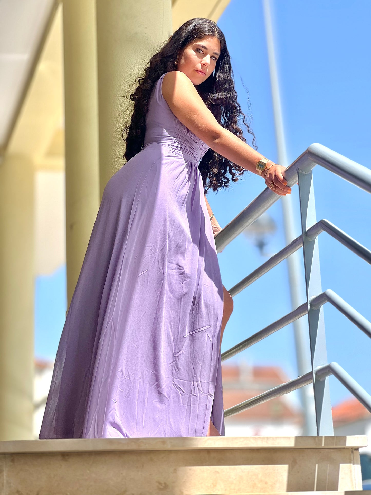 Vestido Longo Plissado Elegância Romântica